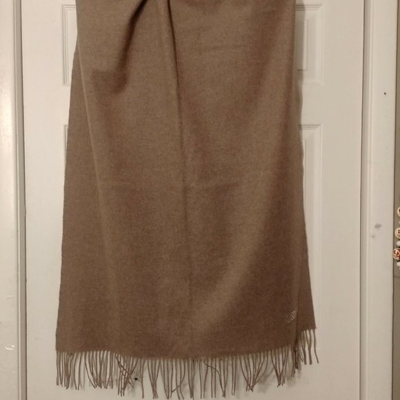 Moschino Brown Lambswool Fringe Wrap Scarf Crystal Embossed Logo Brand Italy - Picture 4 of 5